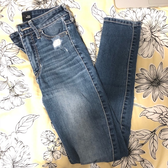 Hollister Denim - Hollister Crop High Rise Jeggings